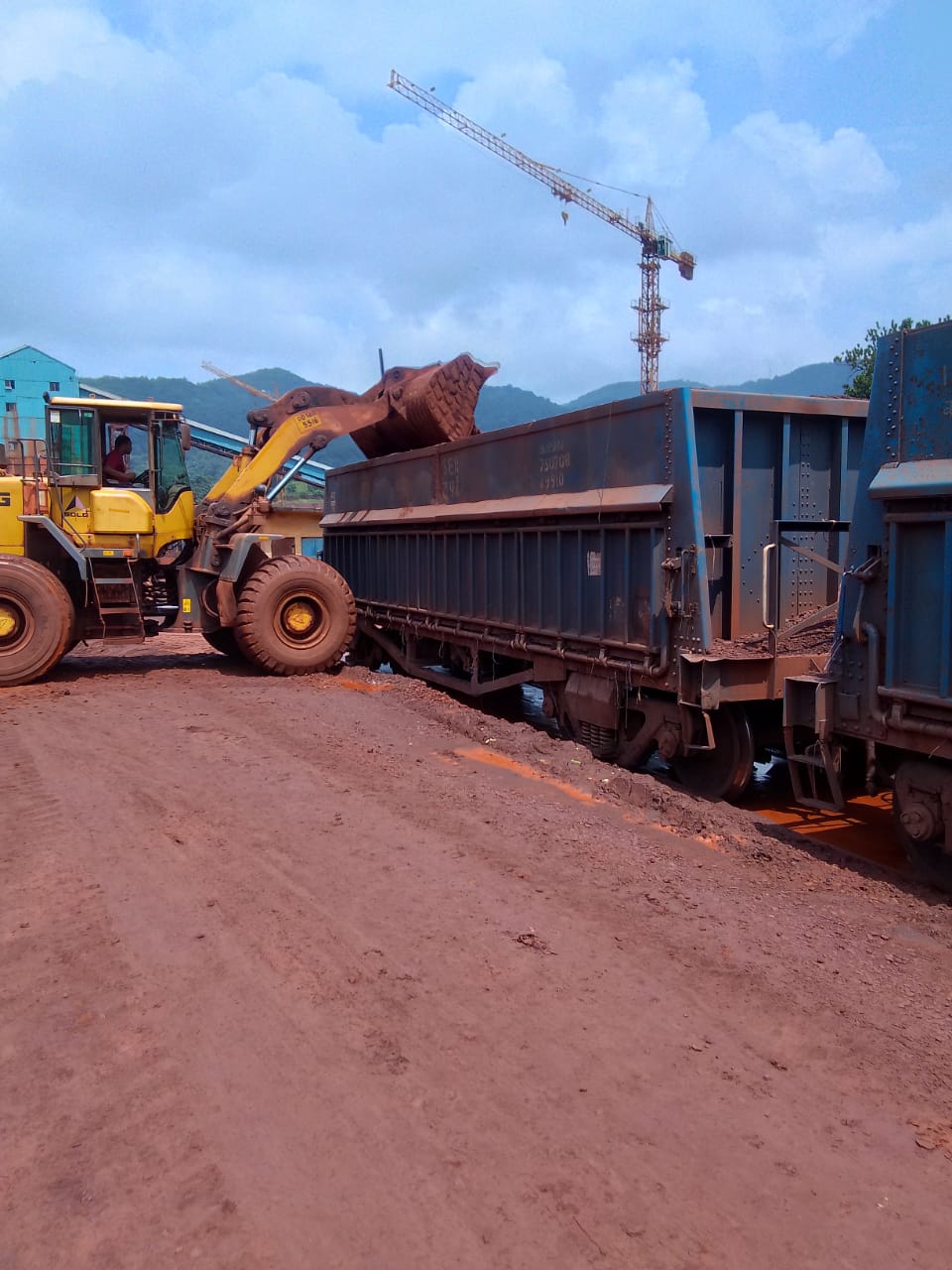 2WhatsApp Image 2025-09-17 at 17.09.58_b8a0fa58.jpg